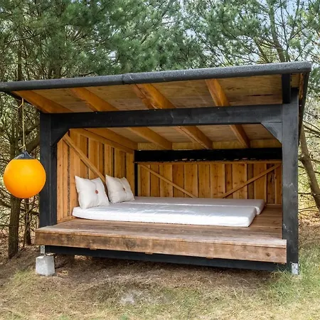 別荘 4 Bedroom In *