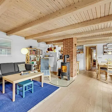 Сasa de vacaciones 4 Bedroom In Ulfborg