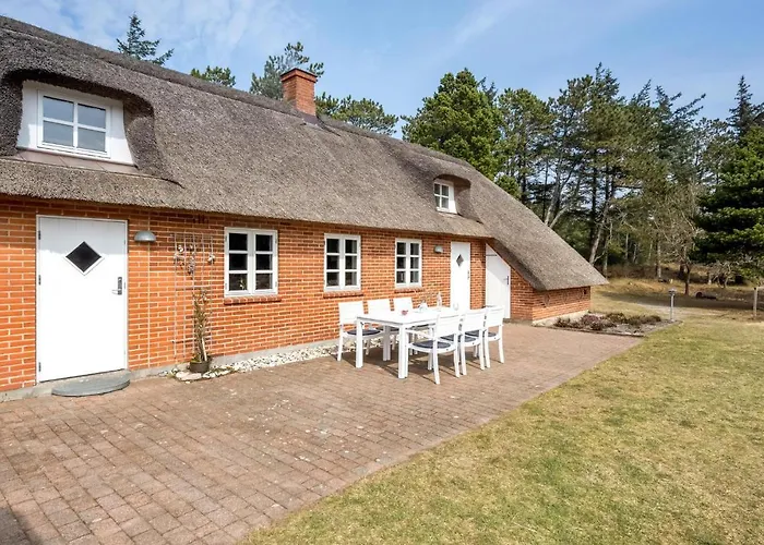 4 Bedroom In